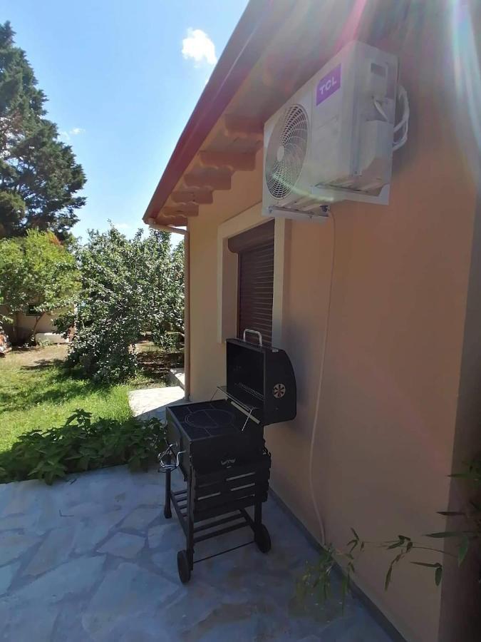 Tiny House By The Sea Villa Nea Skioni Ngoại thất bức ảnh