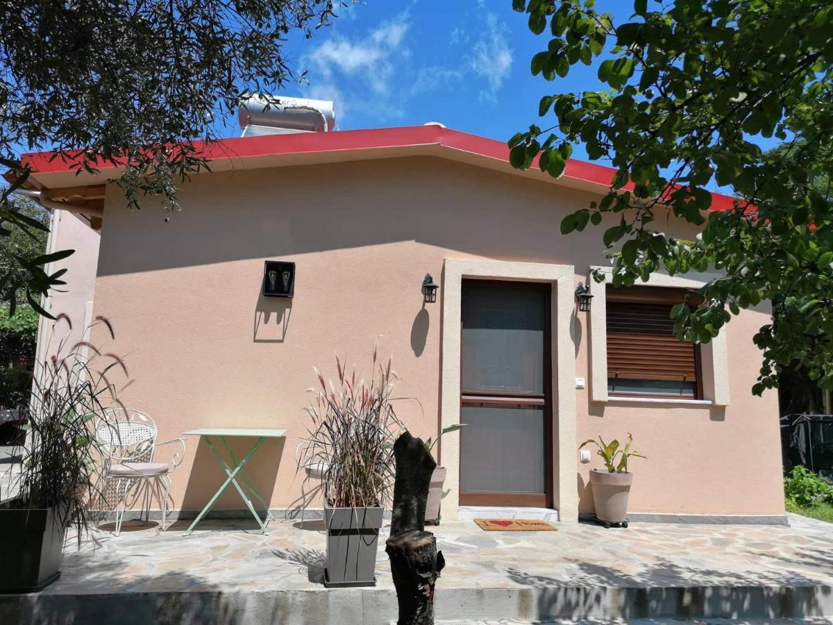 Tiny House By The Sea Villa Nea Skioni Ngoại thất bức ảnh